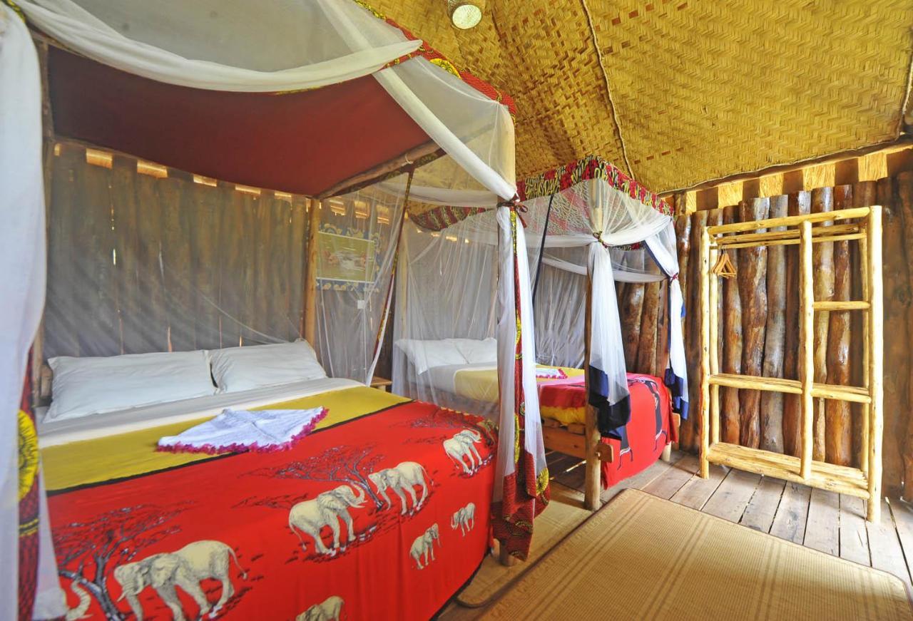 Kihihi Bullbush River Camp מראה חיצוני תמונה