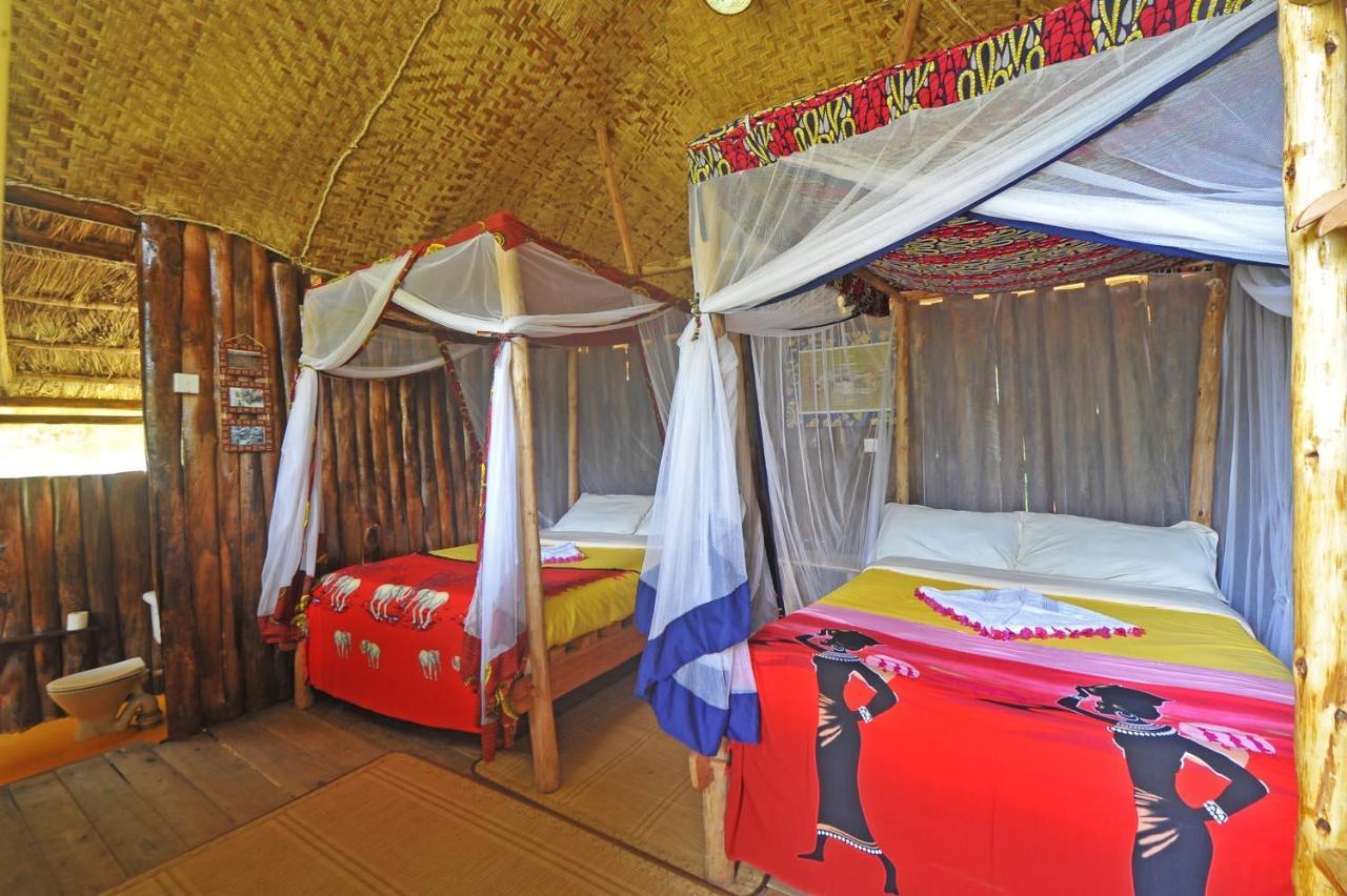 Kihihi Bullbush River Camp מראה חיצוני תמונה
